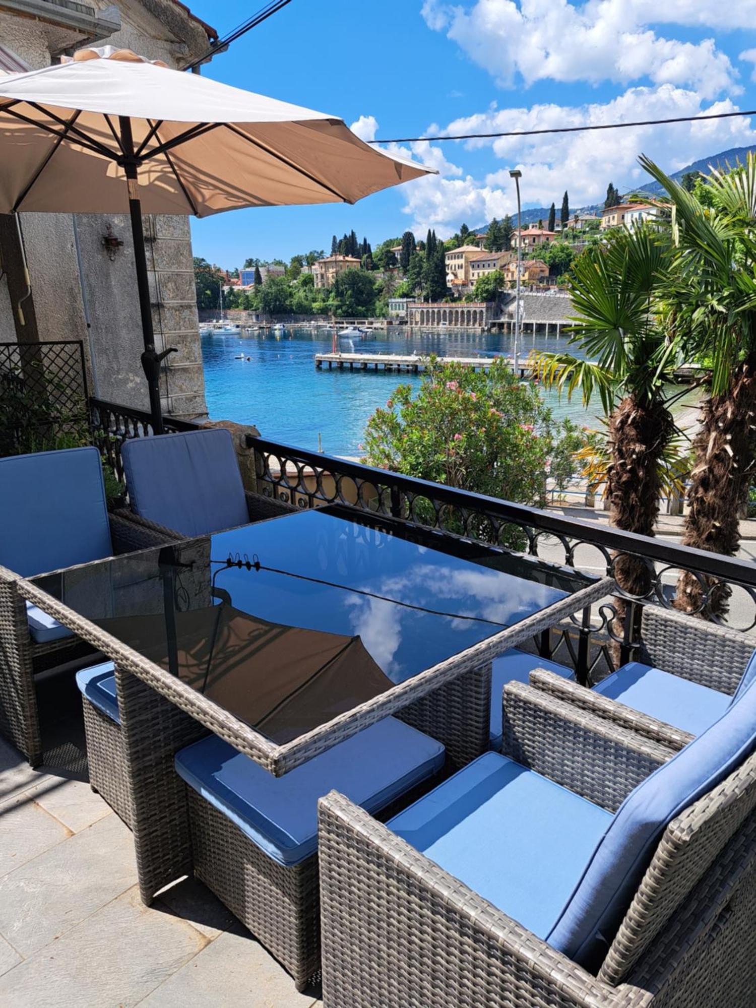 Apartament By The Sea *